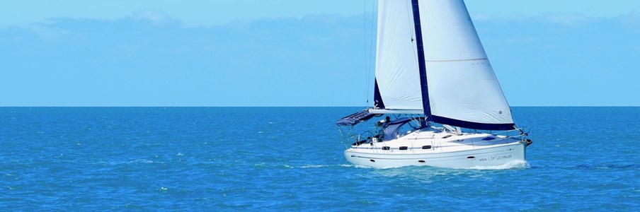 Hunter 33 Yacht